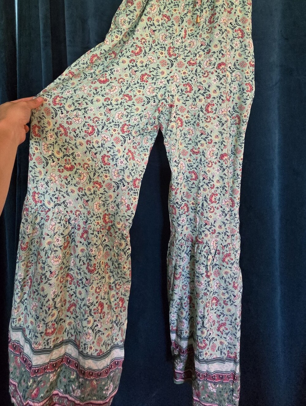 Mint Green Floral Boho Wide Leg Jumpsuit Women's Small Adjustable Strap Viscose